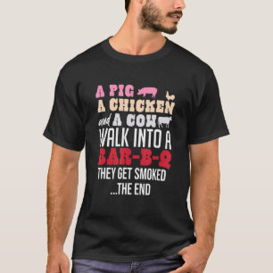 Ein Schweinehähnchen und eine Kuh wandern in ein B T-Shirt