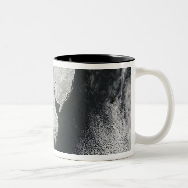 Ein schwerer Wintersturm 2 Zweifarbige Tasse (Rechts)