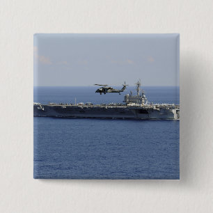 Ein Seahawk-Hubschrauber mit MH-60er Button