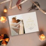 Ein sehr Verheiratetes Weihnachtsskript für Elfenb Folien Feiertagskarte<br><div class="desc">Ein einfaches,  minimales Design lautet der Kopf "Ein sehr verheiratetes Weihnachten",  ideal für alle neuen Wesen</div>