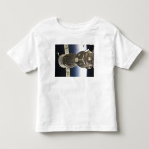 Ein Sojus-Raumfahrzeug, das von der Erde zurückgel Kleinkind T-shirt