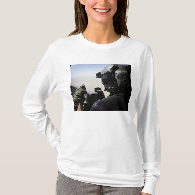 Ein Soldat bietet Sicherheit T-Shirt (Vorderseite)