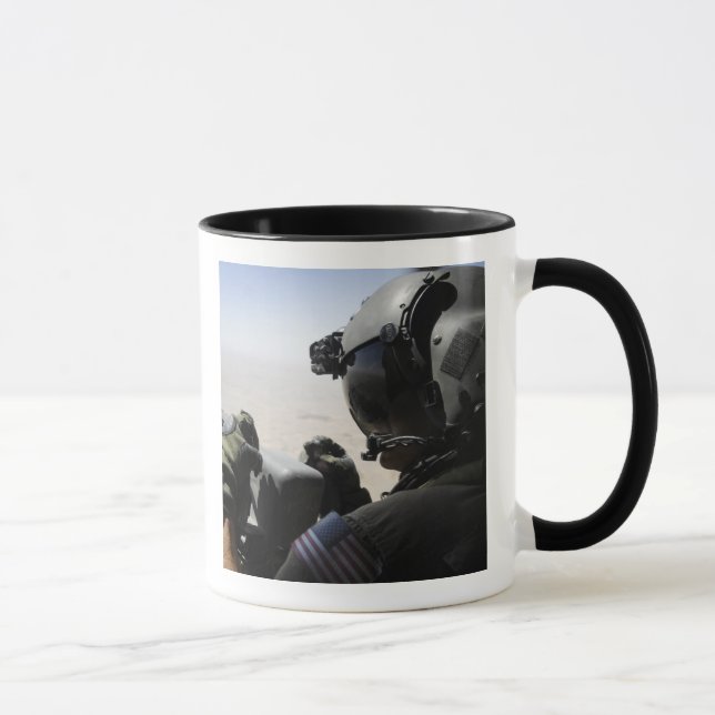 Ein Soldat bietet Sicherheit Tasse (Rechts)