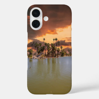 ein spektakulärer Sonnenuntergang am Encanto Park iPhone 16 Hülle