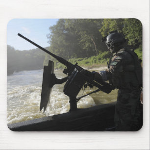 Ein spezielles Kriegsführung Kämpfer-Handwerk Mousepad