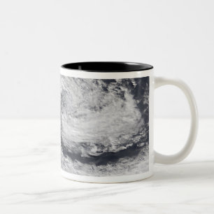 Ein Sturm über Neuseeland Zweifarbige Tasse