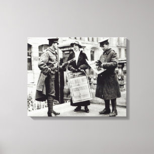 Ein Suffragette, der Zeitungen bis zwei verkauft Leinwanddruck