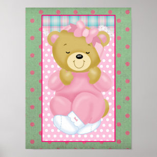 Ein süßer, kuscheliger Bär in Rosa gekleidet Poster