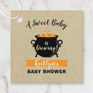 Ein süßes Baby braut Halloween-Kinderdusche Geschenkanhänger