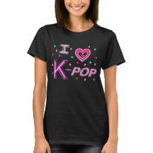 Ein süßes 'Ich liebe K-Pop'-T-Shirt
