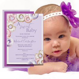 Ein Sweet Baby Lila Donuts Wasserfarbe Babydusche Einladung
