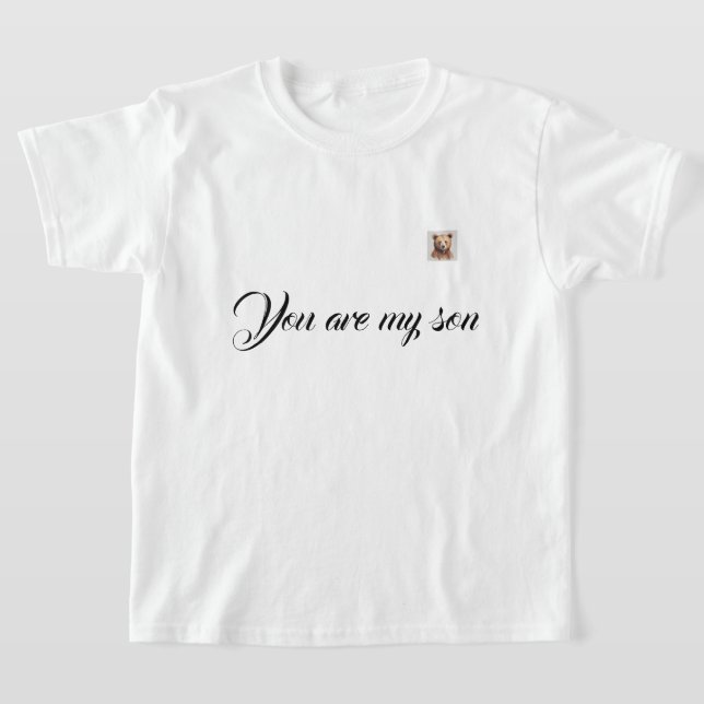 Ein T - Shirt mit niedlichem Bärenbild (Ablage )