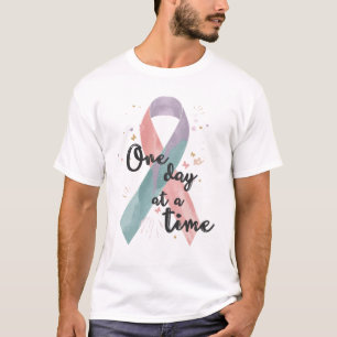 Ein Tag nach dem anderen T-Shirt für Krebsbewussts