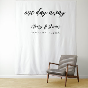 Ein Tag vor der Probe Abendessen Foto Stand Hinter Wandteppich