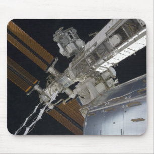 Ein Teil der Internationalen Raumstation 3 Mousepad
