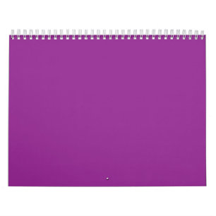 Ein tiefer lila Hintergrund, der von einem hellen  Kalender