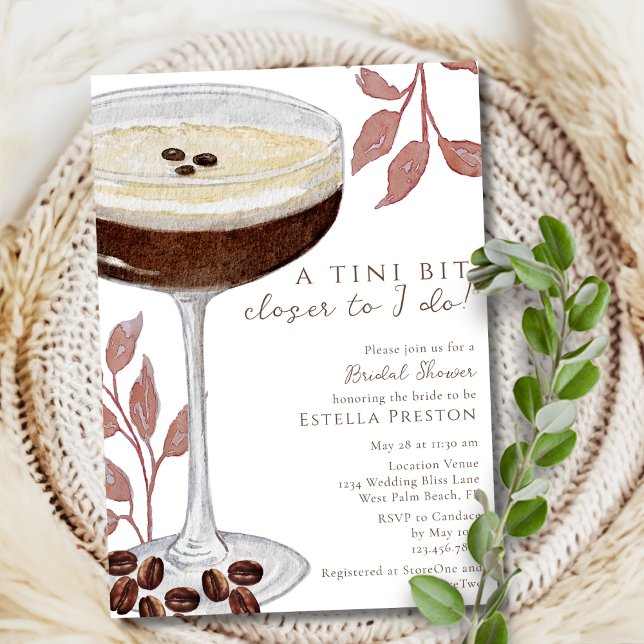 Ein Tini etwas Naher Espresso Martini Brautparty Einladung (Von Creator hochgeladen)