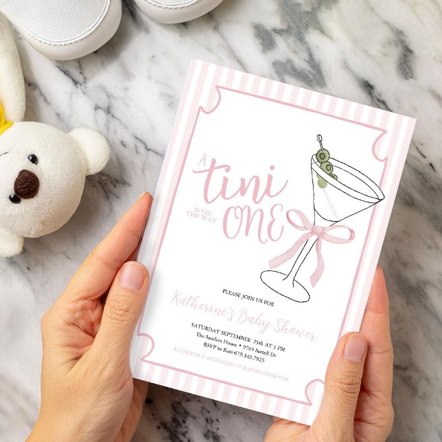 Ein Tini ist auf dem Weg Pink Stripes Babydusche Einladung (Von Creator hochgeladen)