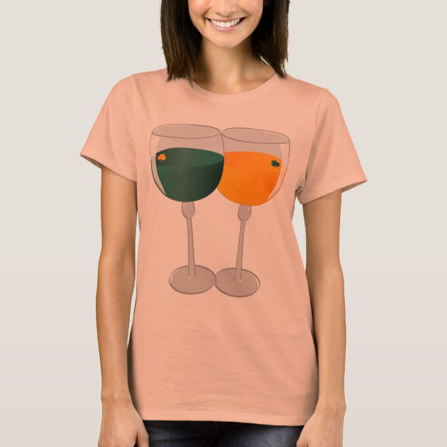 Ein Toast für Glück T-Shirt (Vorderseite)