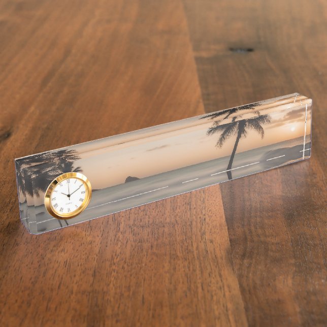 Ein traumhafter Ort an einem tropischen Strand Namensplakette (Seite)