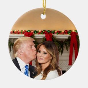 Ein Trumpf-Weihnachten: Donald und Melania Keramik Ornament