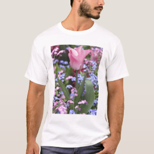 Ein Tulpe in Luxemburg Gardens, Paris, Frankreich T-Shirt