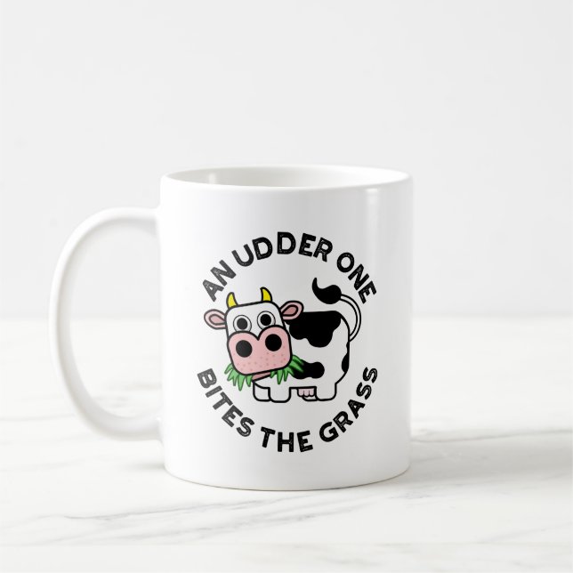 Ein Udder bricht den grasblütigen Kuh-Puppen Kaffeetasse (Links)
