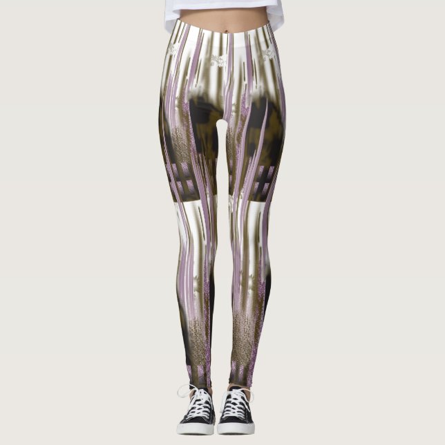 Ein unberührter See inmitten schneebedeckter Berge Leggings (Vorderseite)