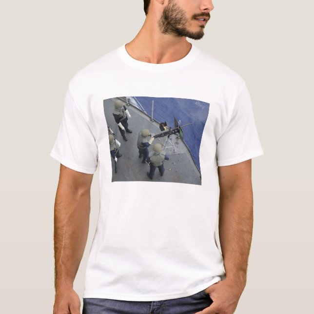 Ein US-Seeleute feuert einen 50-Kaliber M2HB T-Shirt (Vorderseite)