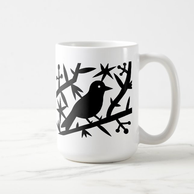Ein Vogel in einem Baum denkend an einen Wurm Kaffeetasse (Rechts)