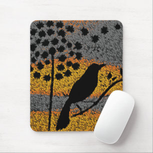 Ein Vogel unter den Federn Mousepad