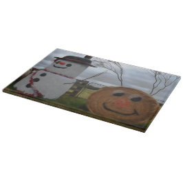 Ein Weihnachtsbrett auf dem Bauernhof Schneidebrett