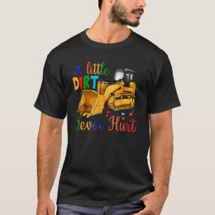 Ein wenig schmutzige Hand-Zackenberge schaden niem T-Shirt