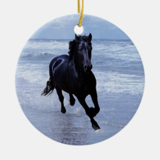 Ein wilder und kostenloser Weihnachtsbaum Keramikornament