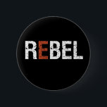 Ein Wort, das Rebel Sassy Sarcastic sagt Button<br><div class="desc">Rebell. Inspiration und motivierend Zitat- und Sprichwort-Design mit positiver Botschaft und Lebensmotto. Coole Typografie Kunstartikel für diejenigen, die nach einem Wort suchen, das Ihre Einstellung und Ihr gutes Leben bestimmt. Ideal für diejenigen, die lustige sarkastische Zitat, witzigen Spaß, sassy Haltung und Sarkasmus Liebe. Großartiges Weihnachtsgeschenk und Geburtstagsgeschenk für Freunde und...</div>