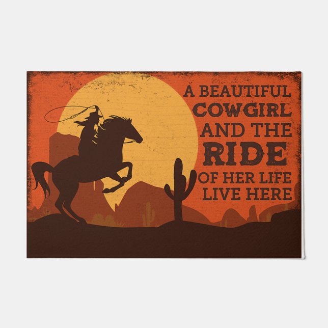 Ein wunderschönes Cowgirl und die Reise ihres Lebe Fußmatte (Vorderseite)