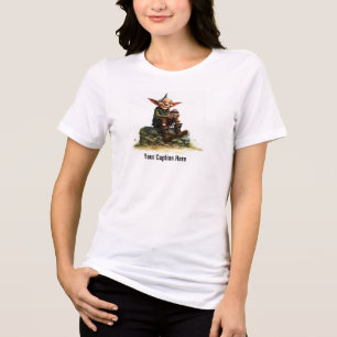Ein zerzauster Elf, der einen leckeren Kuchen hält Tri-Blend Shirt