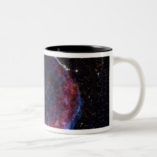 Ein zusammengesetztes Bild des SNsupernova remn Zweifarbige Tasse