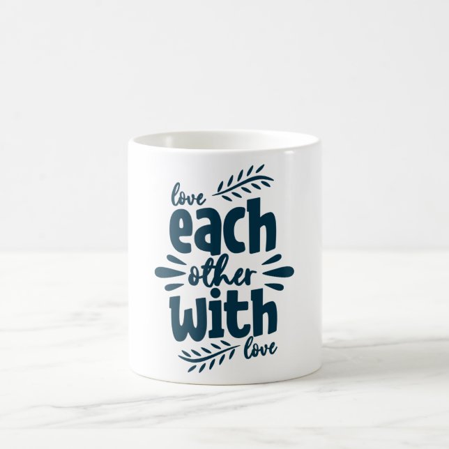 einander mit Liebe Kaffeetasse (Mittel)