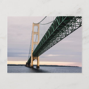 Eine Ansicht der Mackinac-Brücke vom Lake Michigan Postkarte