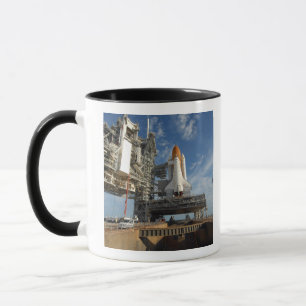 Eine Ansicht Raumfähre Atlantis auf Abschussrampe Tasse
