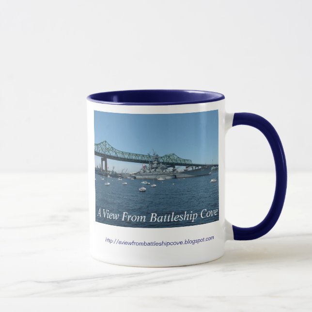 Eine Ansicht von der Schlachtschiff-Bucht-Tasse Tasse (Rechts)