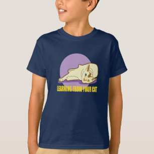 Eine ausgeglichene Katze T-Shirt