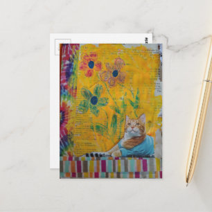 Eine coole getigerte Katze auf gelber Mixed-Media- Postkarte