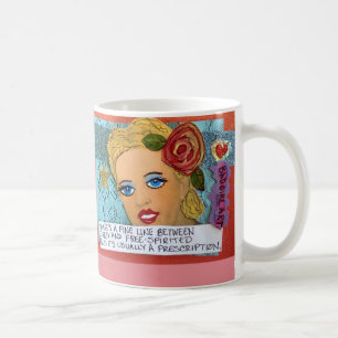 EINE DÜNNE LINIE MUG-THRES ZWISCHEN VERRÜCKTEM U KAFFEETASSE