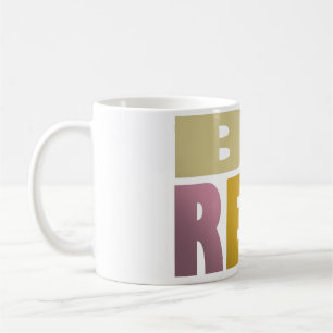 Eine echte Design-Nachricht in groben Buchstaben Kaffeetasse