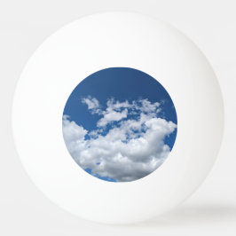 Eine Ecke der Wolken Tischtennisball