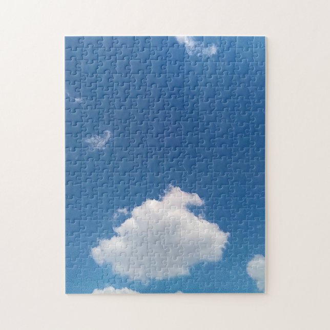 Eine einzelne Wolke (Vertikal)