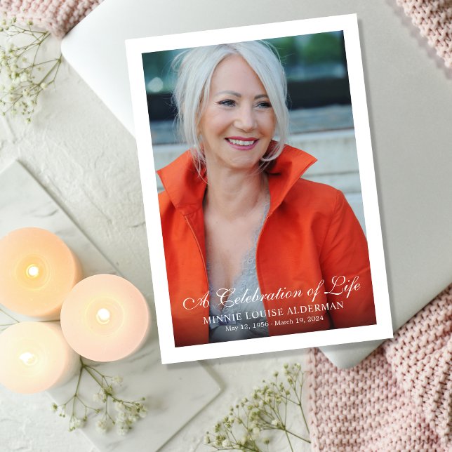 Eine Feier zum Foto-Gedenkprogramm Programm (Von Creator hochgeladen)