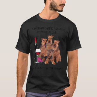 Eine Frau kann allein auf Wein nicht überleben, nu T-Shirt